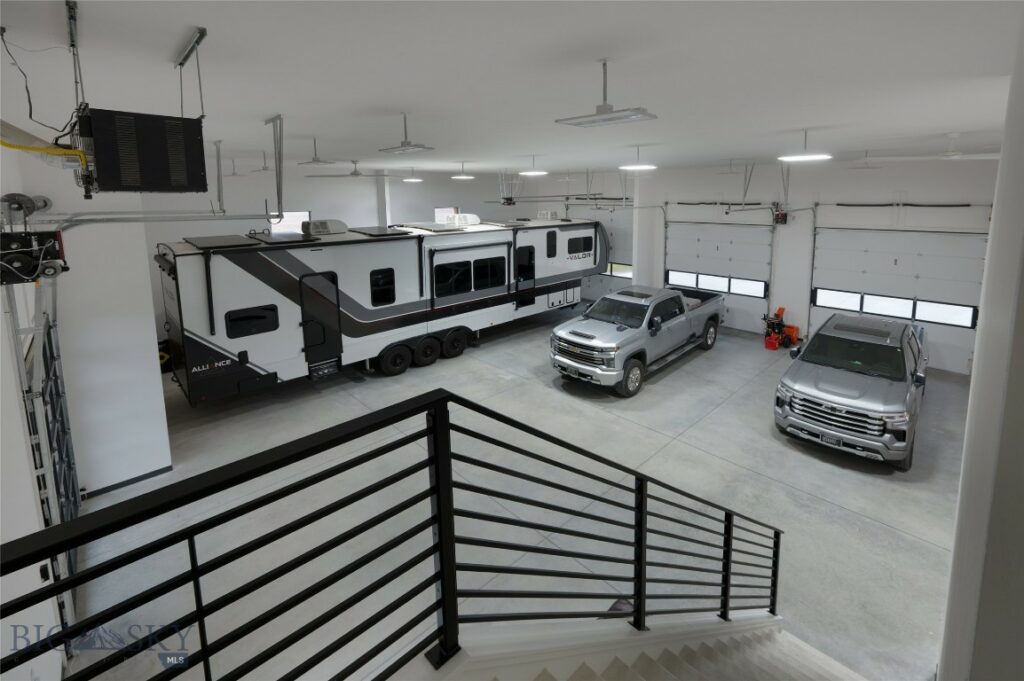 6111 Springhill Road, Belgrade MT 59714