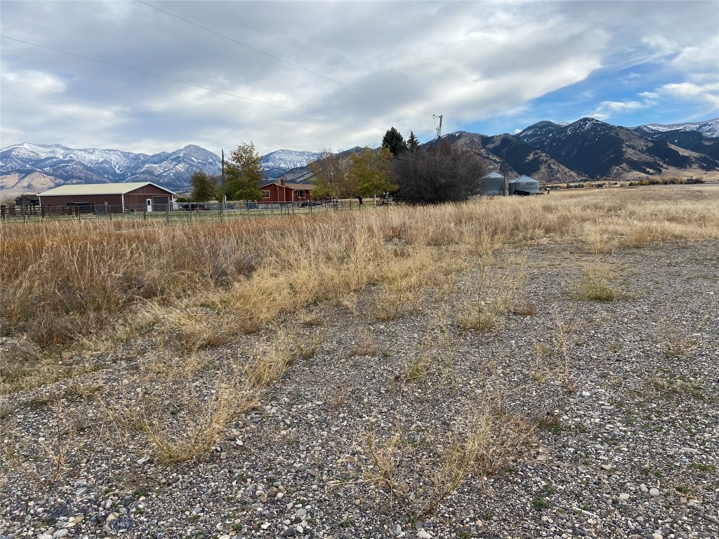 6114 SPRINGHILL Road, Belgrade MT 59714