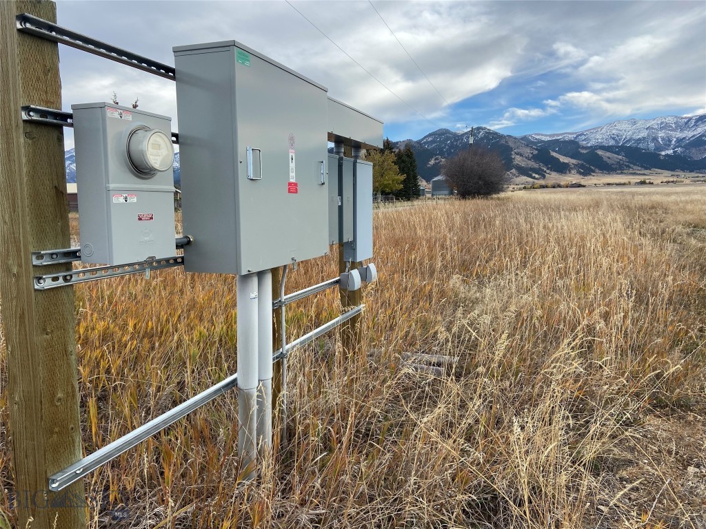 6114 SPRINGHILL Road, Belgrade MT 59714