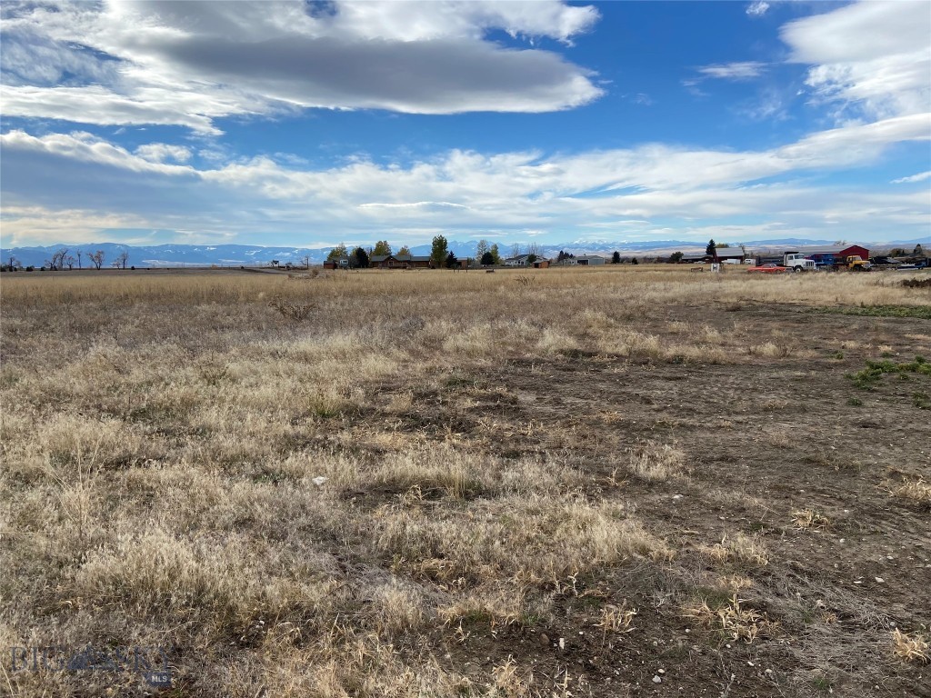 6114 SPRINGHILL Road, Belgrade MT 59714