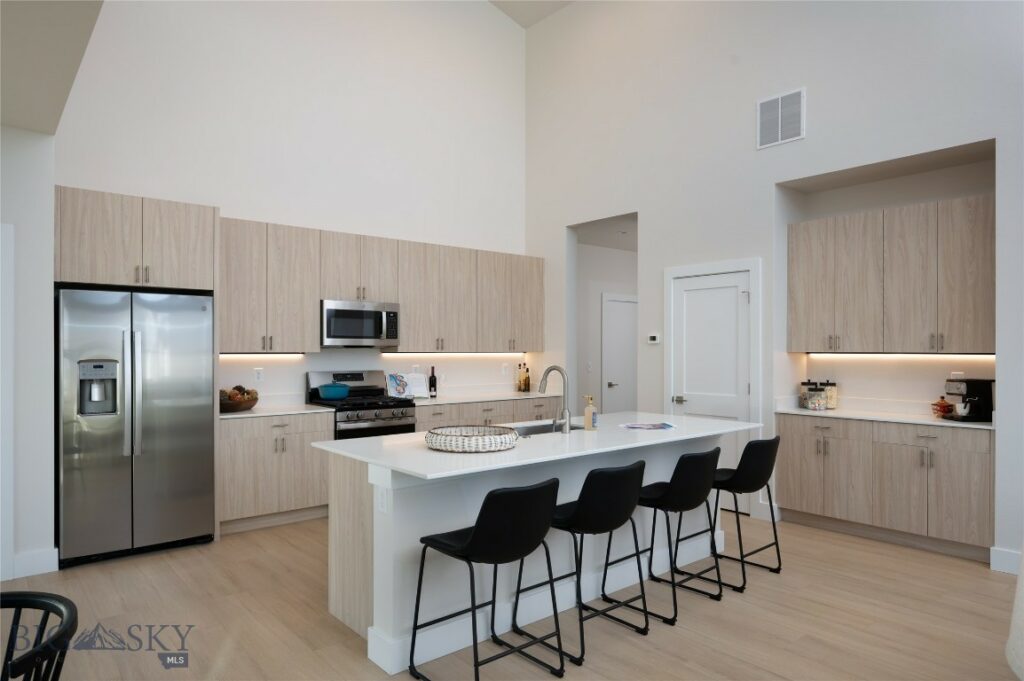 612 Companion Way, Belgrade MT 59714