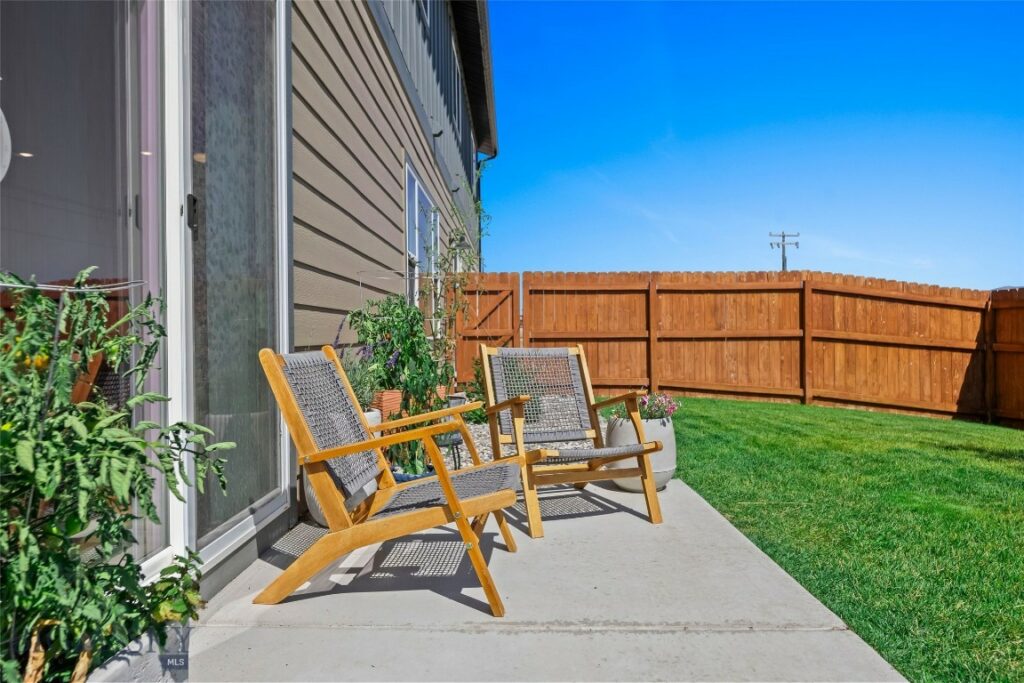 612 Winston Lane, Belgrade MT 59714