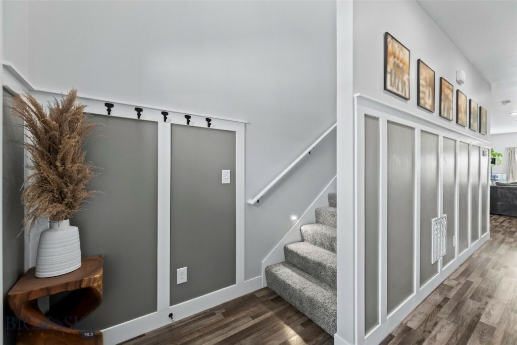 612 Winston Lane, Belgrade MT 59714