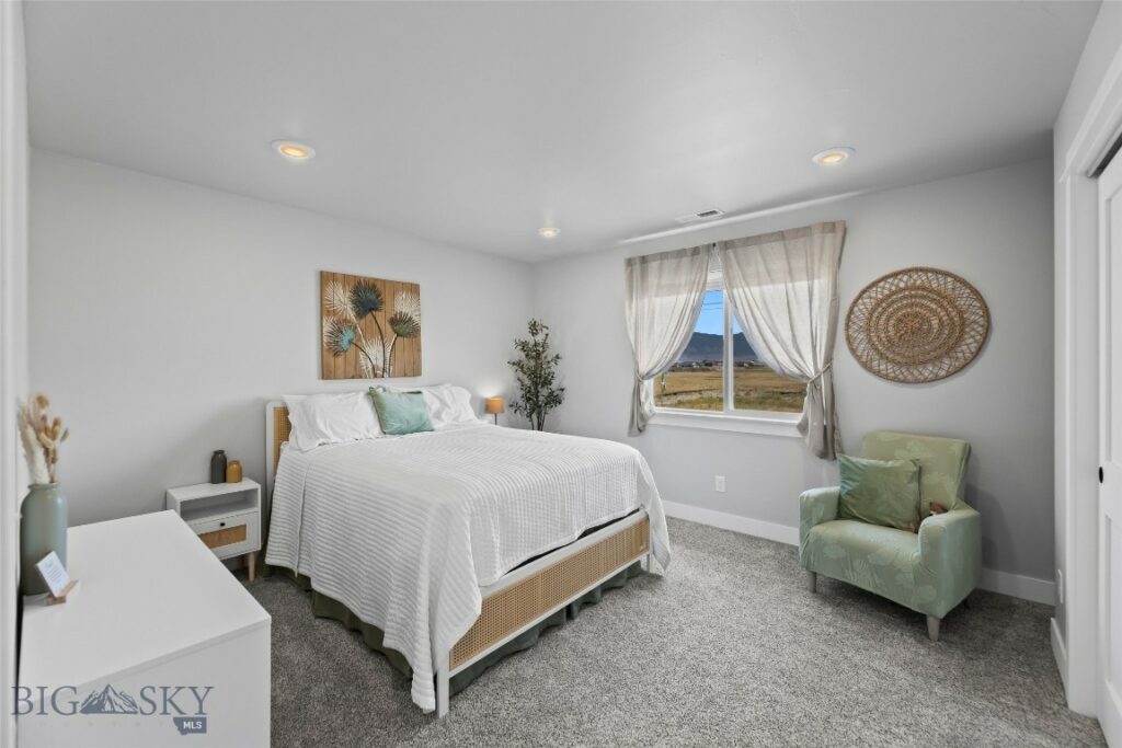 612 Winston Lane, Belgrade MT 59714