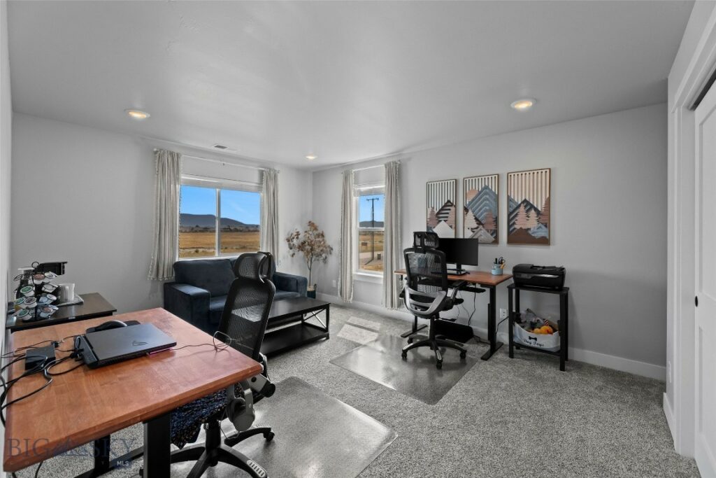 612 Winston Lane, Belgrade MT 59714