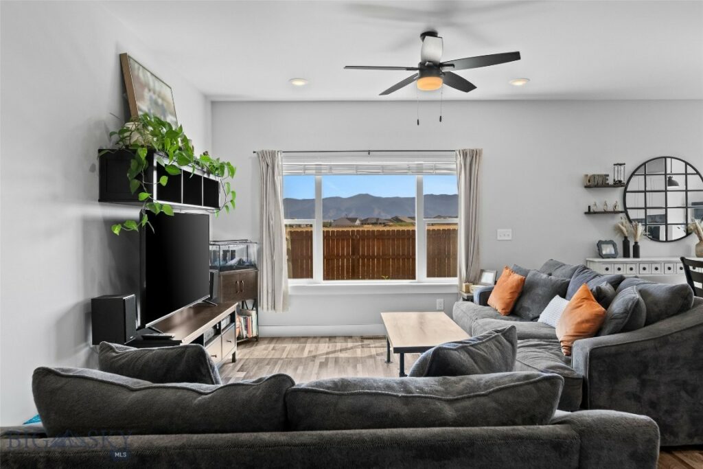 612 Winston Lane, Belgrade MT 59714