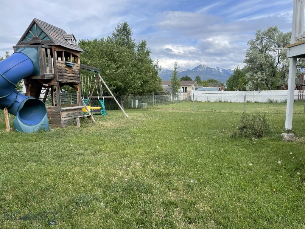 616 Comet, Livingston MT 59047