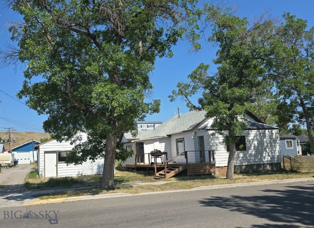 617 E Callender Street, Livingston MT 59047
