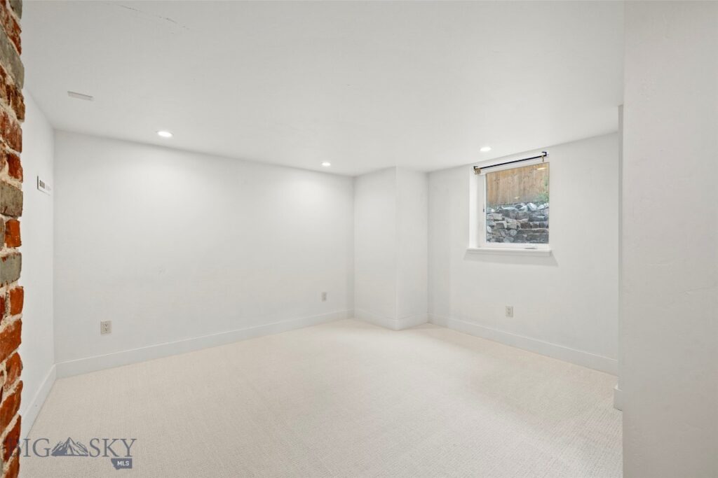 618 S 7th Avenue, Bozeman MT 59715