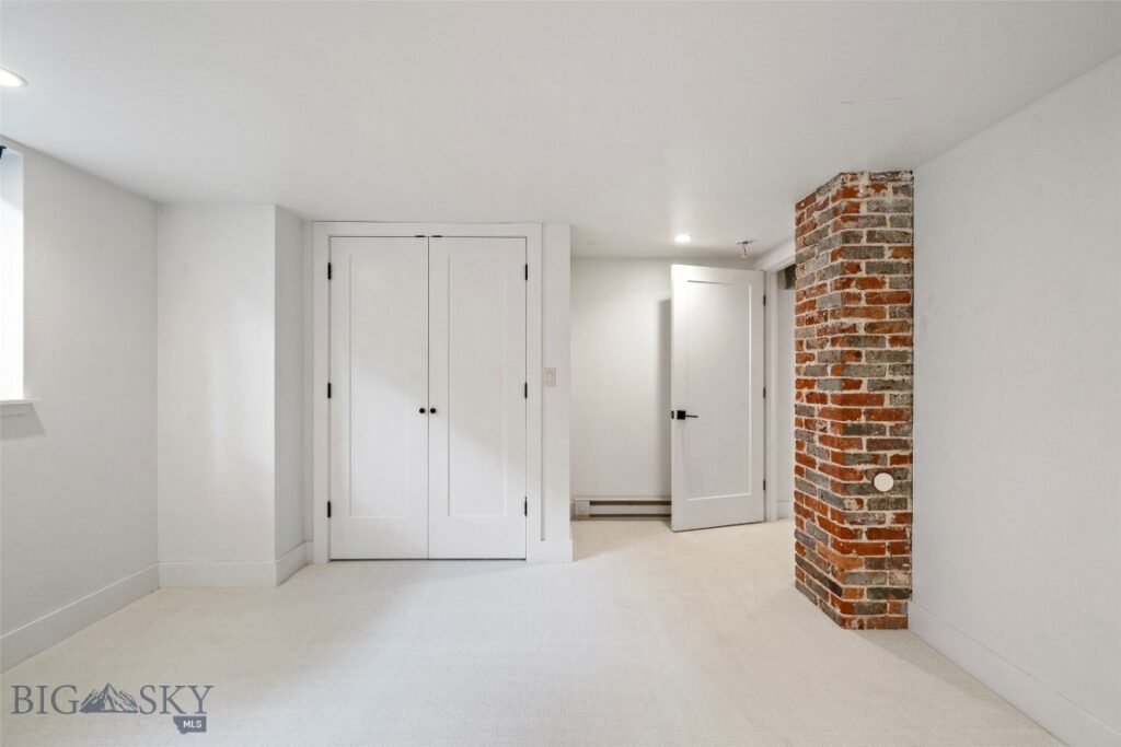618 S 7th Avenue, Bozeman MT 59715