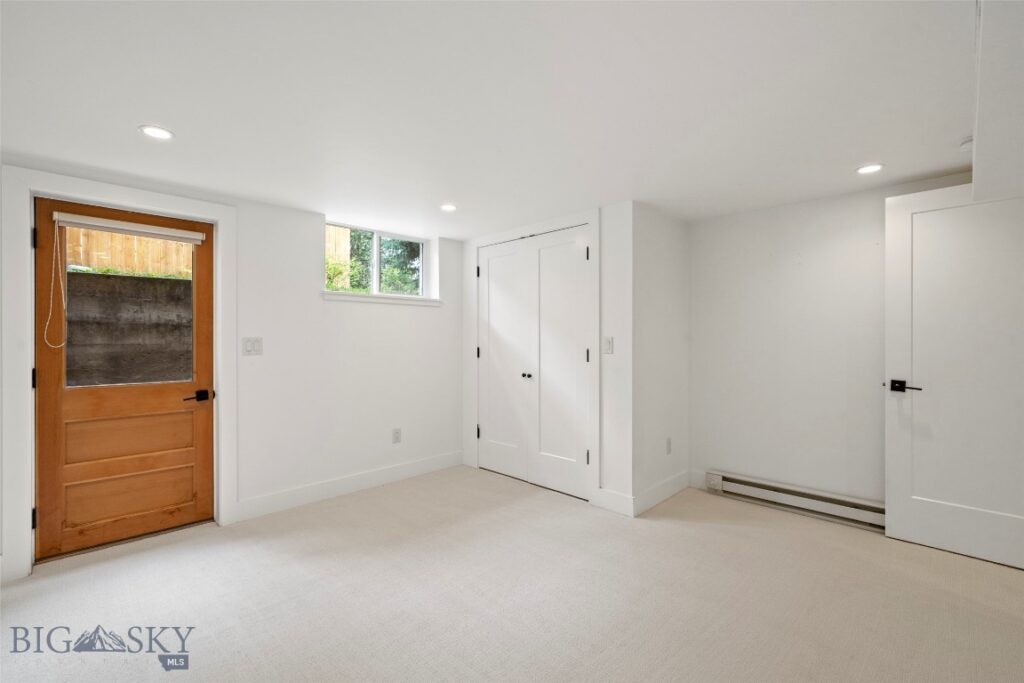 618 S 7th Avenue, Bozeman MT 59715