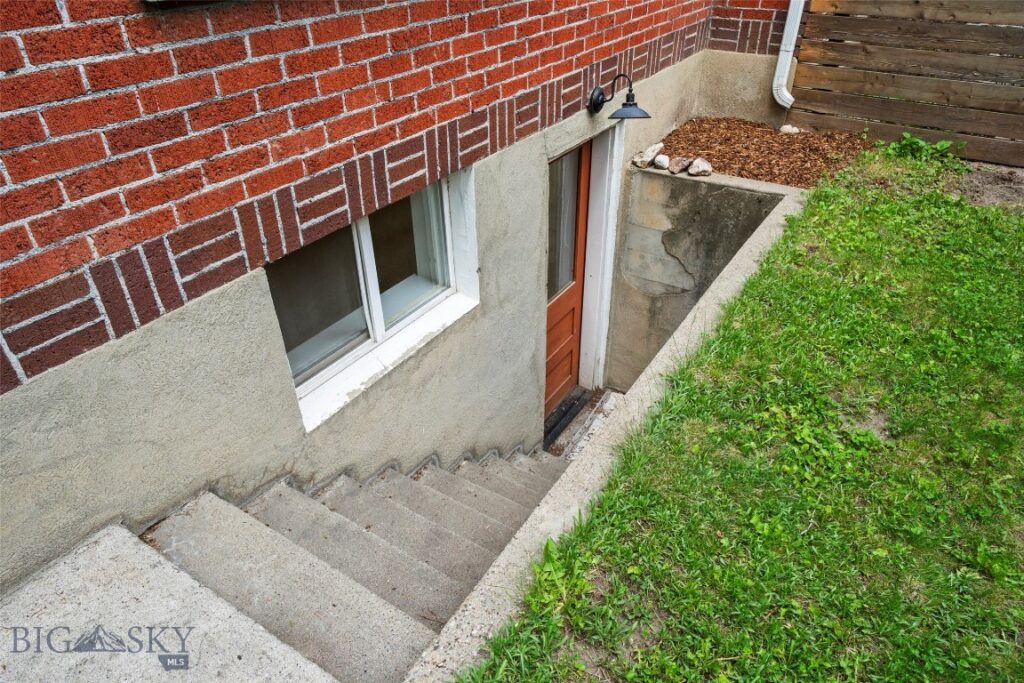 618 S 7th Avenue, Bozeman MT 59715