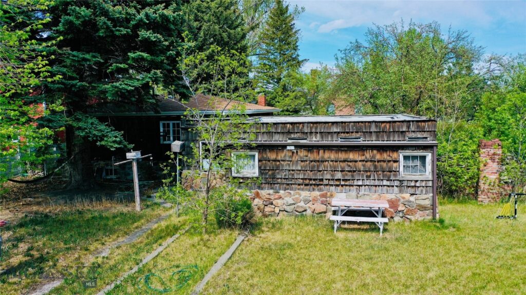 620 S 10th Street, Livingston MT 59047
