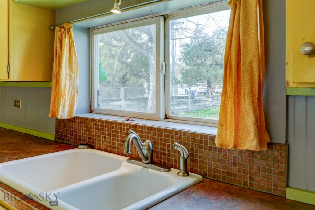 620 S 12th Street, Livingston MT 59047