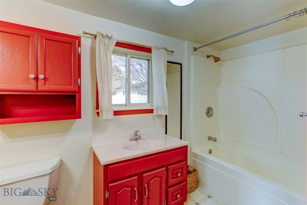 620 S 12th Street, Livingston MT 59047