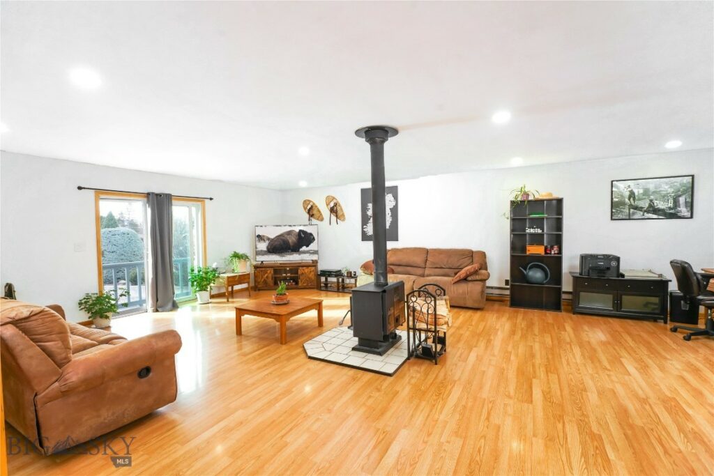 624 N 2nd Street N, Livingston MT 59047