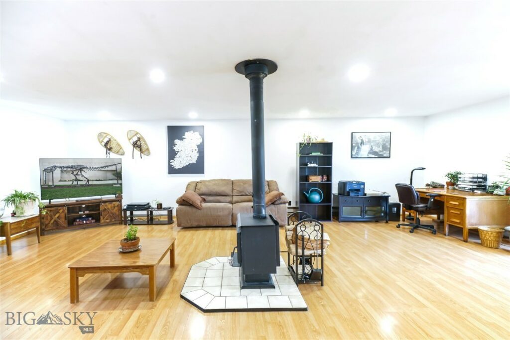 624 N 2nd Street N, Livingston MT 59047