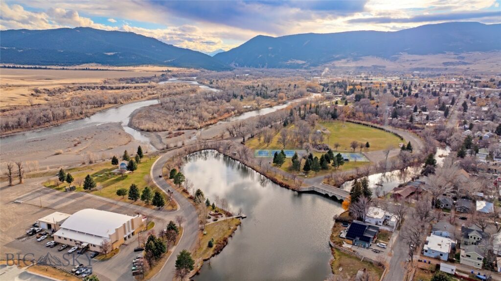 624 N 2nd Street N, Livingston MT 59047