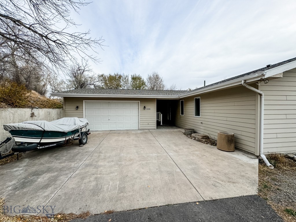 628 N M Street, Livingston MT 59047