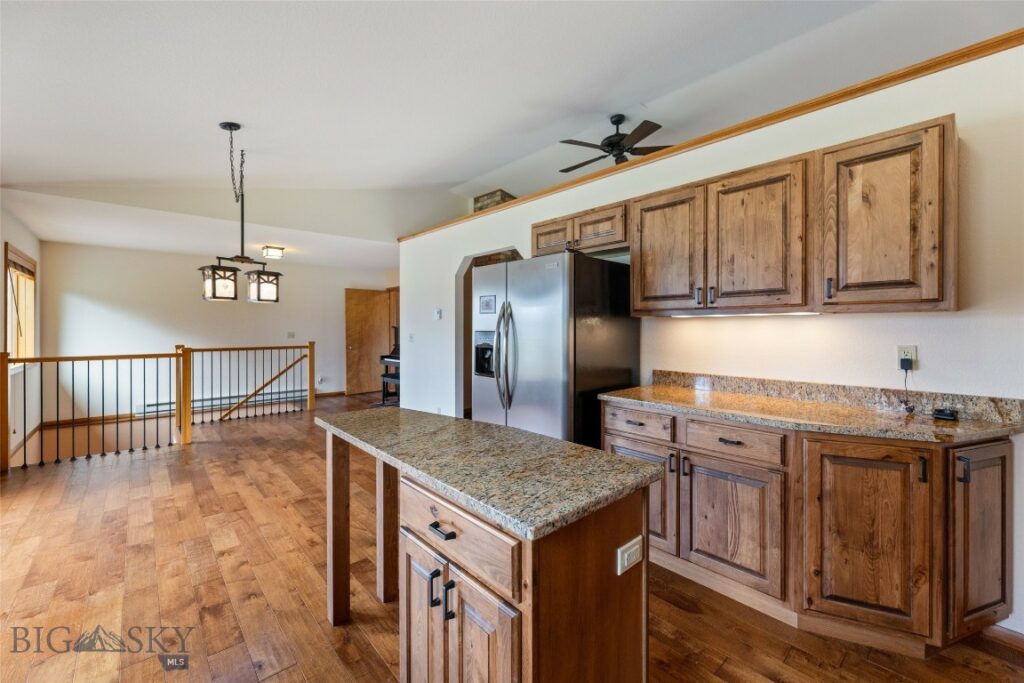 6280 Alamosa Lane, Bozeman MT 59718