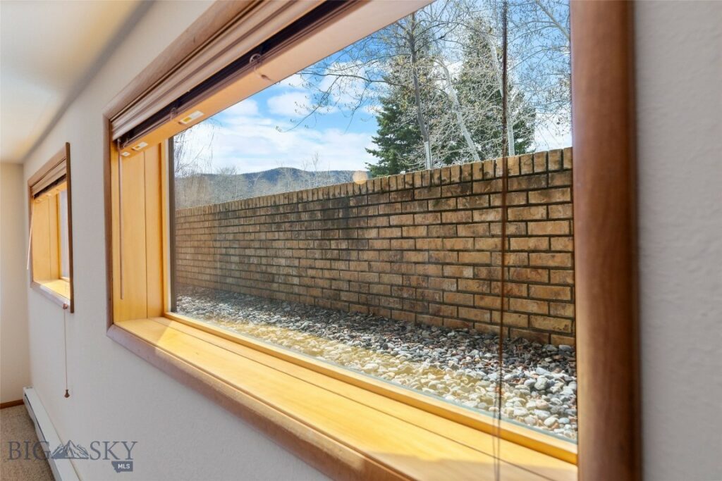 6280 Alamosa Lane, Bozeman MT 59718