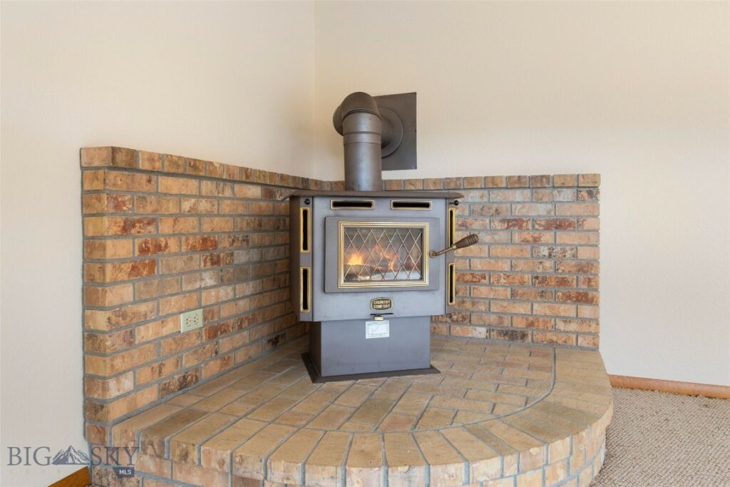 6280 Alamosa Lane, Bozeman MT 59718