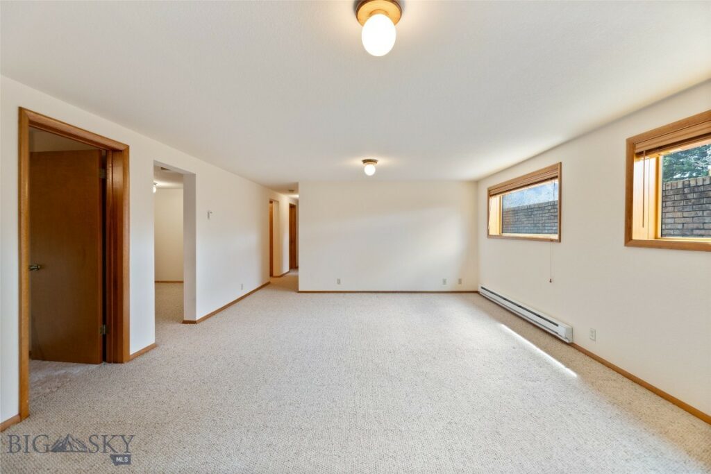 6280 Alamosa Lane, Bozeman MT 59718