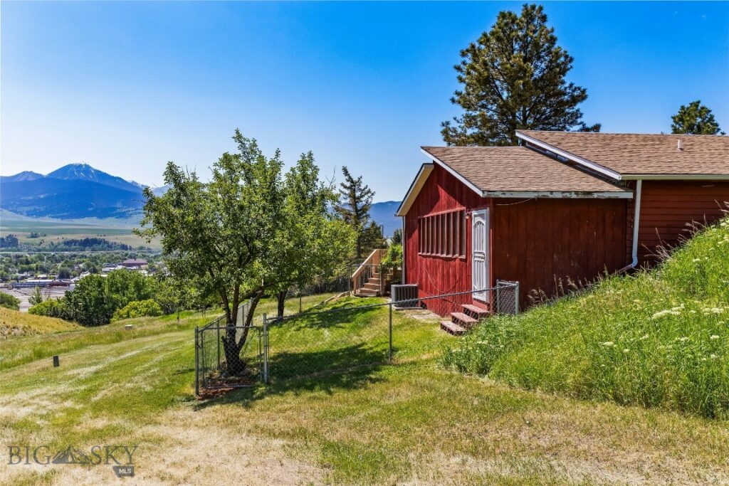 630 N D and N D St Street, Livingston MT 59047