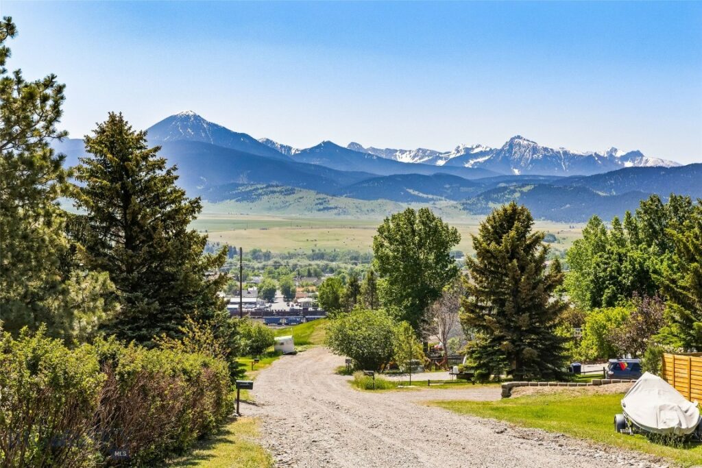 630 N D and N D St Street, Livingston MT 59047