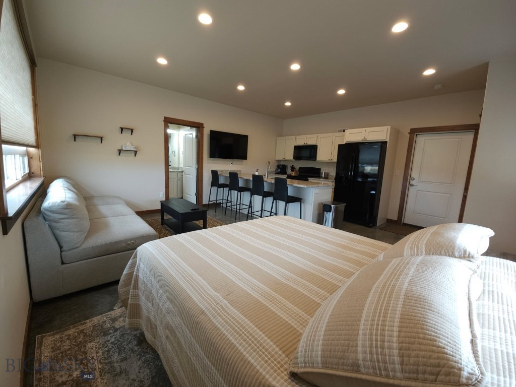 632 Stewart Loop, Bozeman MT 59718