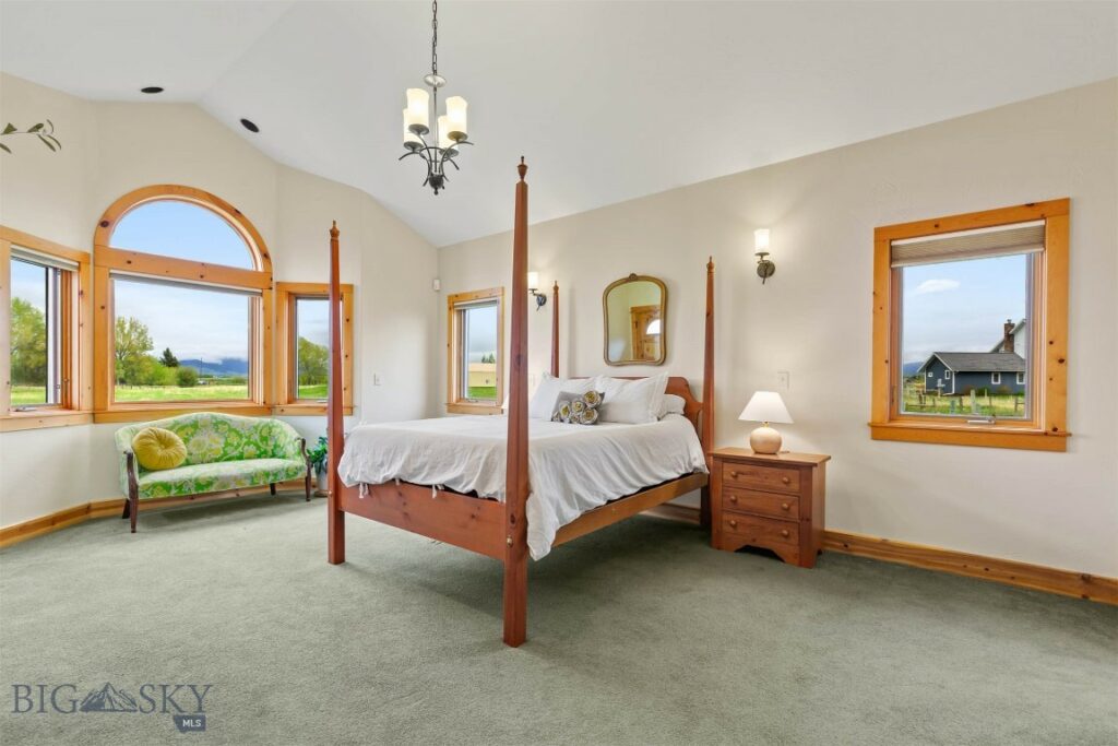 64 Shandalyn Lane, Bozeman MT 59718