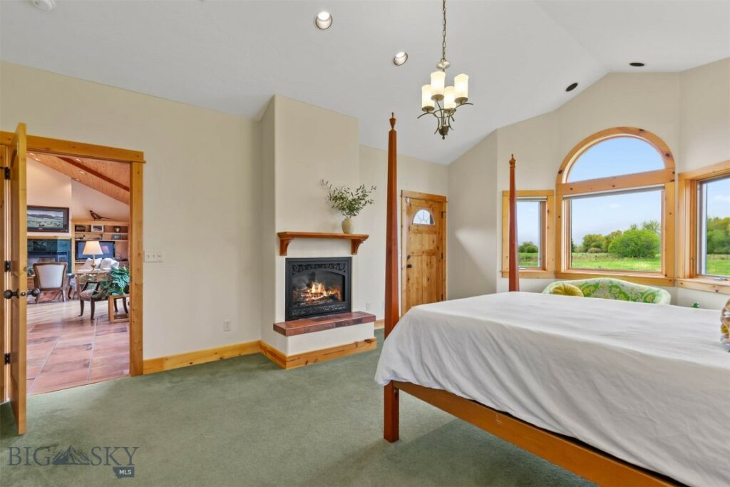 64 Shandalyn Lane, Bozeman MT 59718