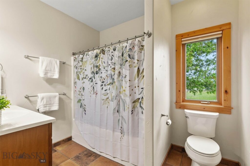 64 Shandalyn Lane, Bozeman MT 59718