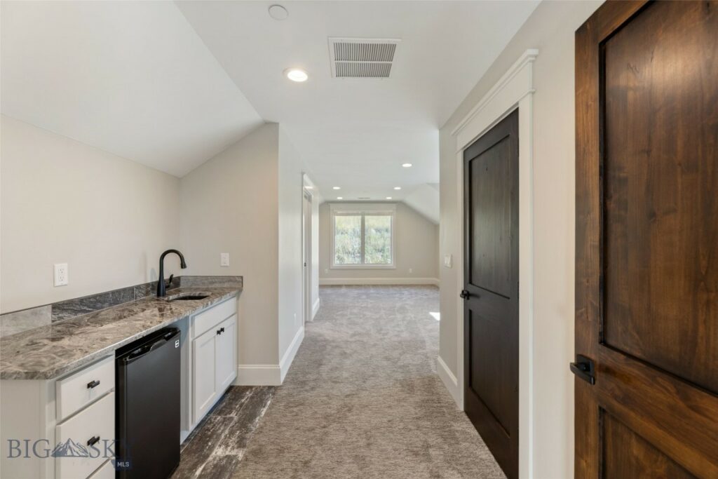 65 Naya Nuki Drive, Bozeman MT 59715