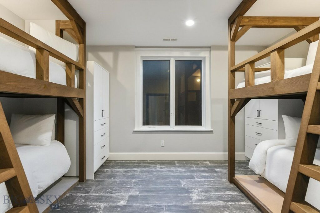 65 Naya Nuki Drive, Bozeman MT 59715