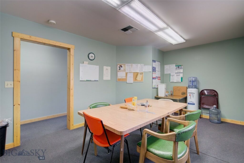 6597 Falcon Lane, Bozeman MT 59718