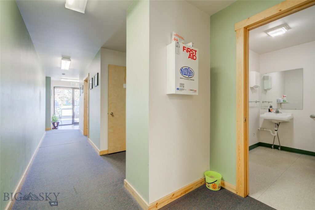 6597 Falcon Lane, Bozeman MT 59718