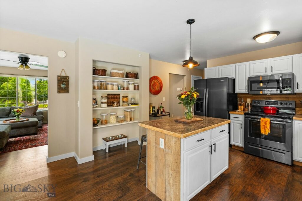 66 Aspenwood Drive, Bozeman MT 59718