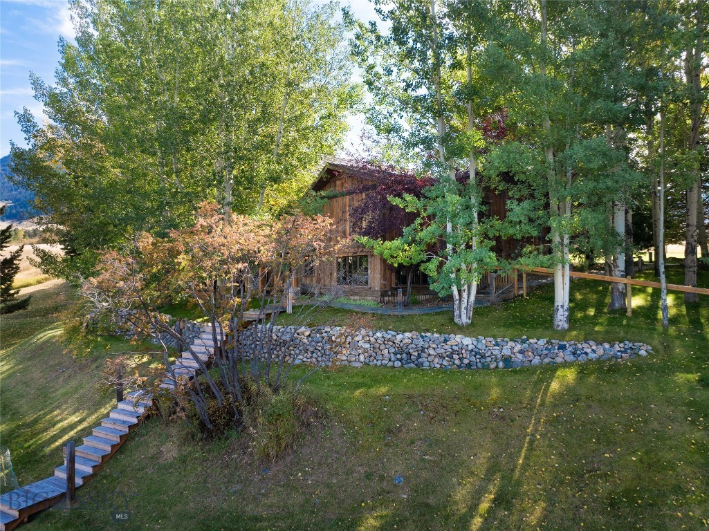 66 Deep Creek Road, Livingston MT 59047