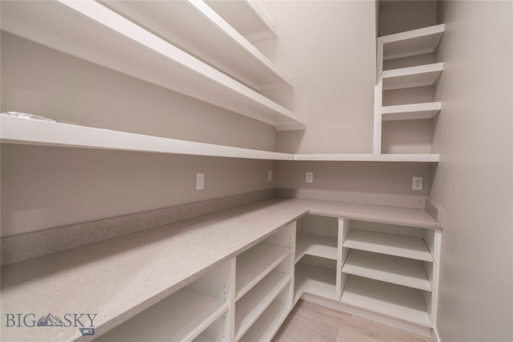 67 Creekbank Loop, Bozeman MT 59718