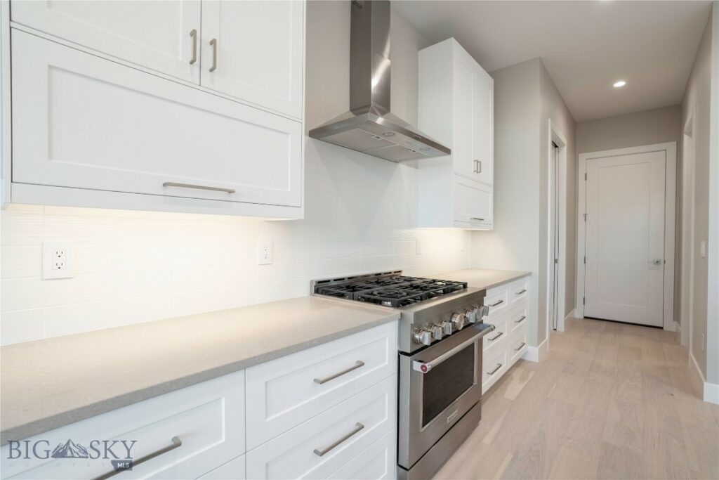 67 Creekbank Loop, Bozeman MT 59718