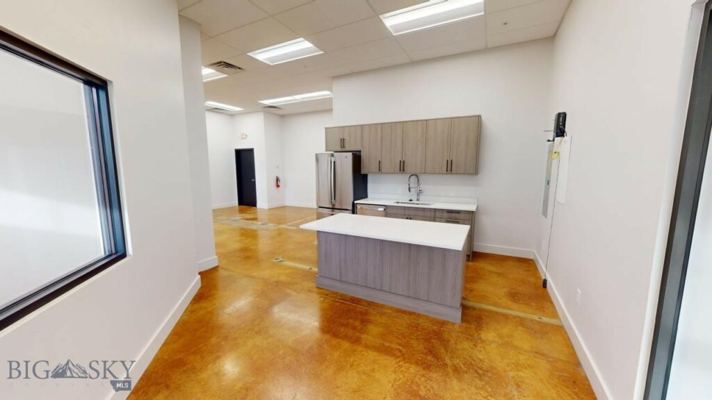 67 Village Drive, Belgrade MT 59714