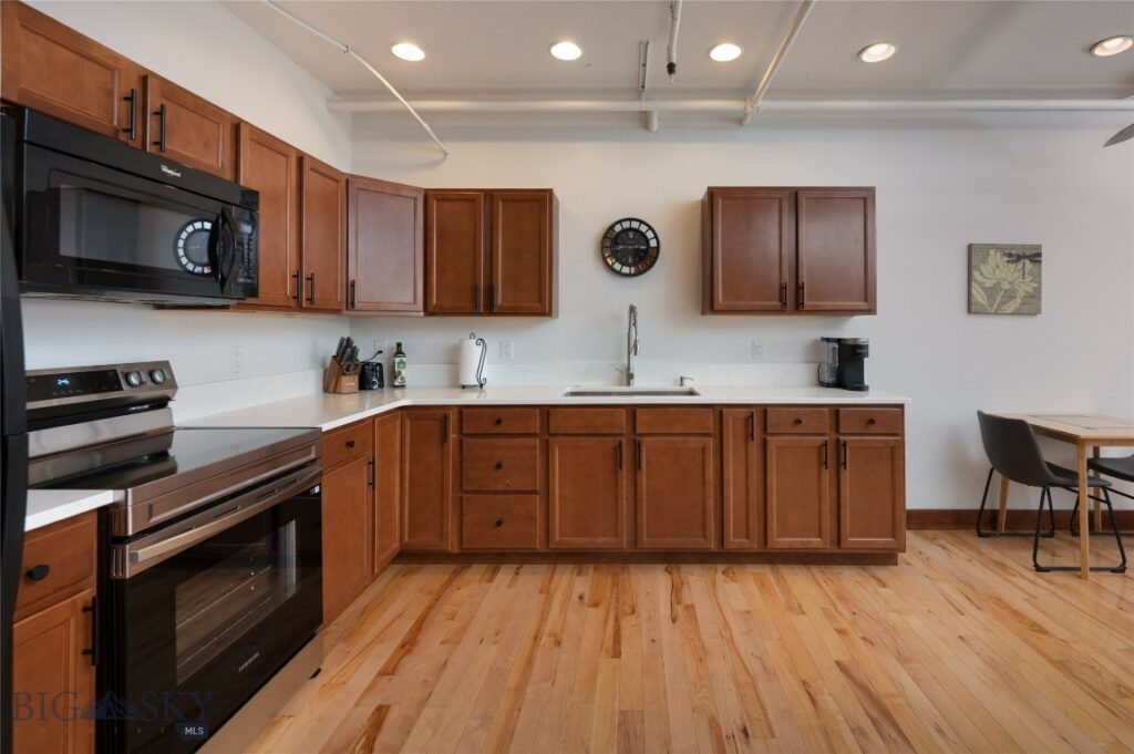 67 Village Drive, Belgrade MT 59714