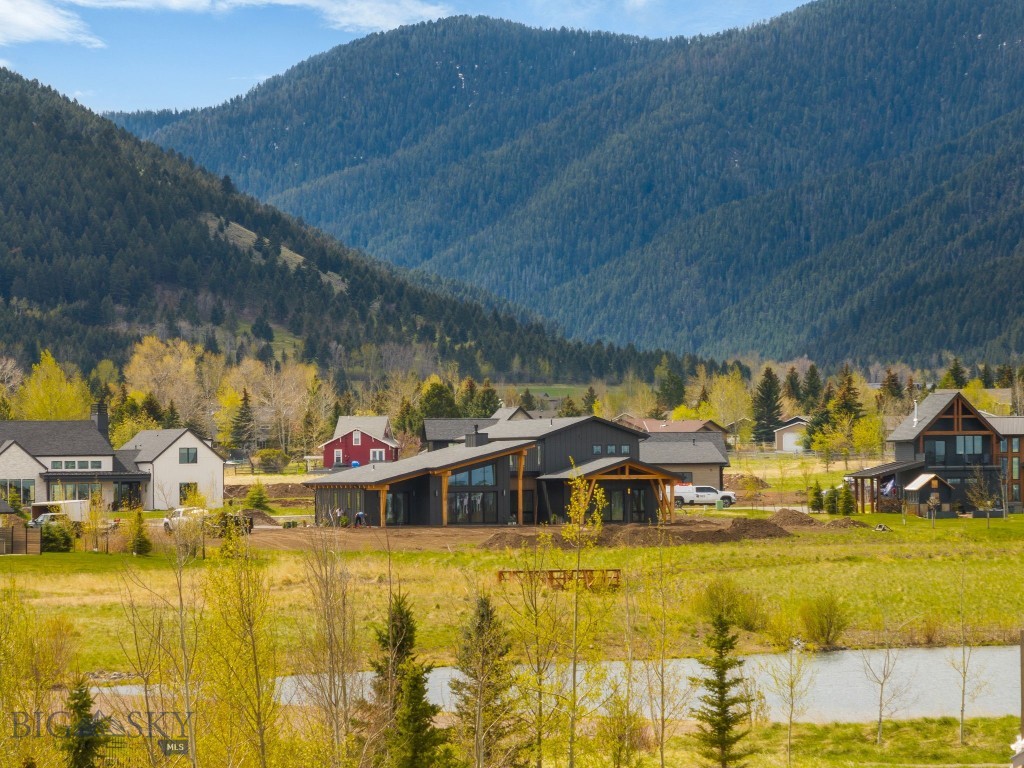 678 Clancy Way, Bozeman MT 59718