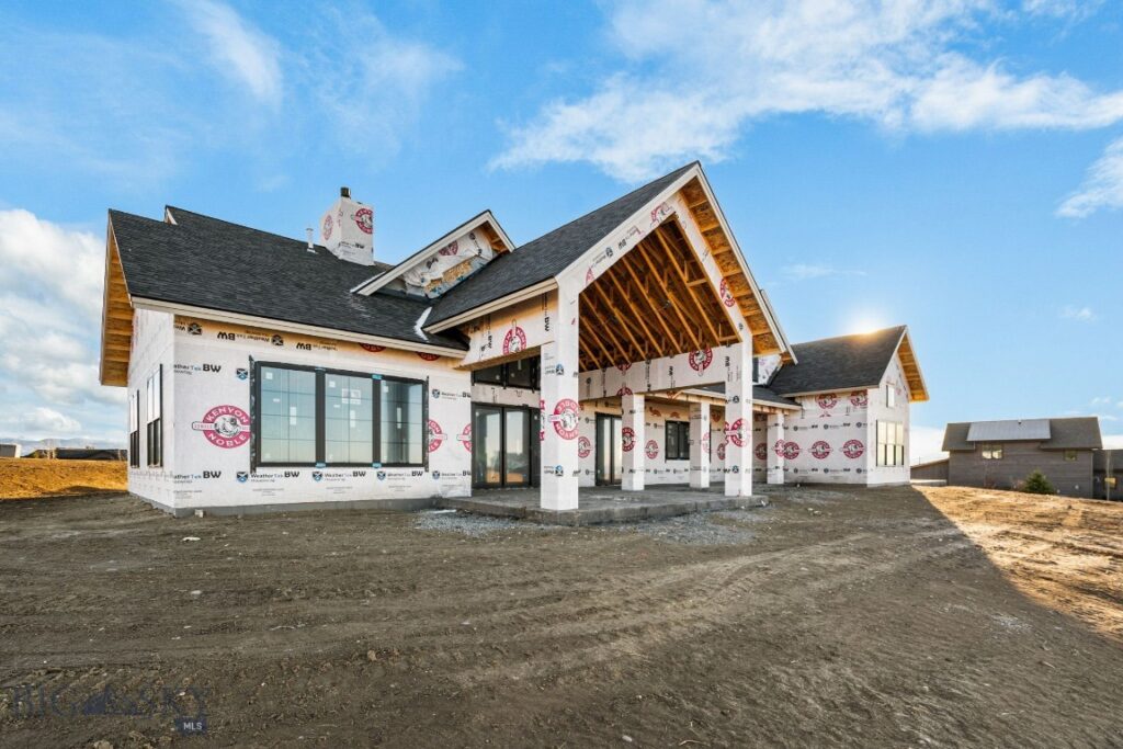 685 Naya Nuki Drive, Bozeman MT 59715