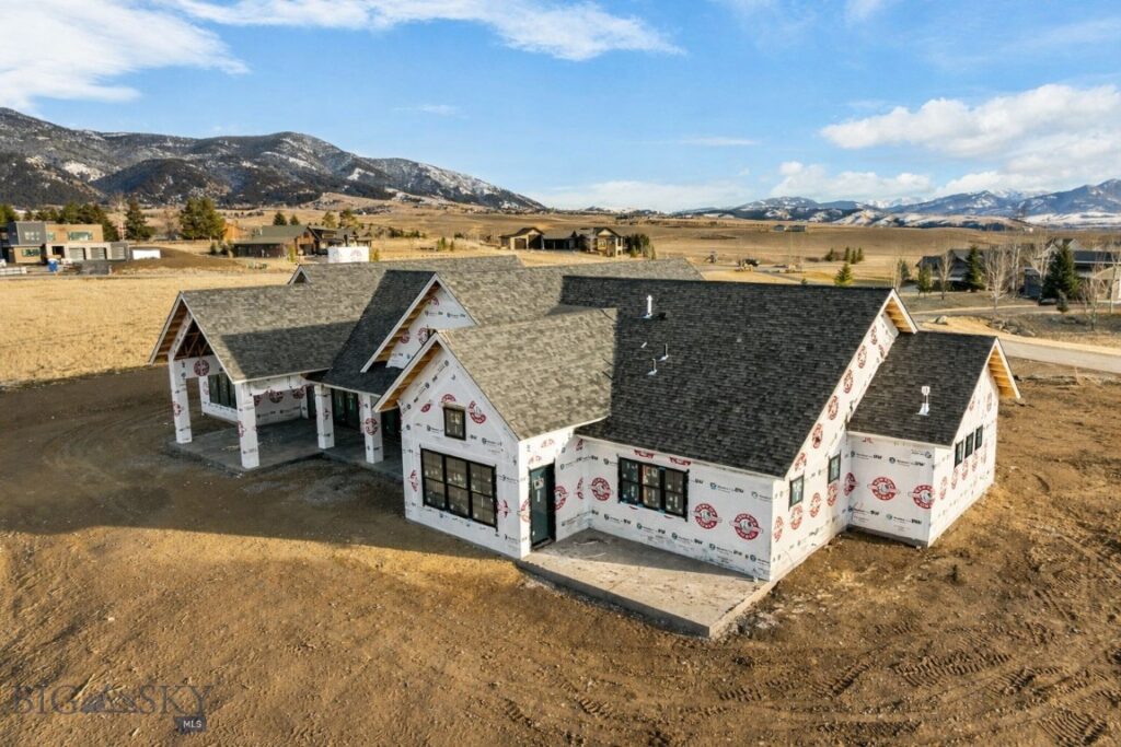 685 Naya Nuki Drive, Bozeman MT 59715