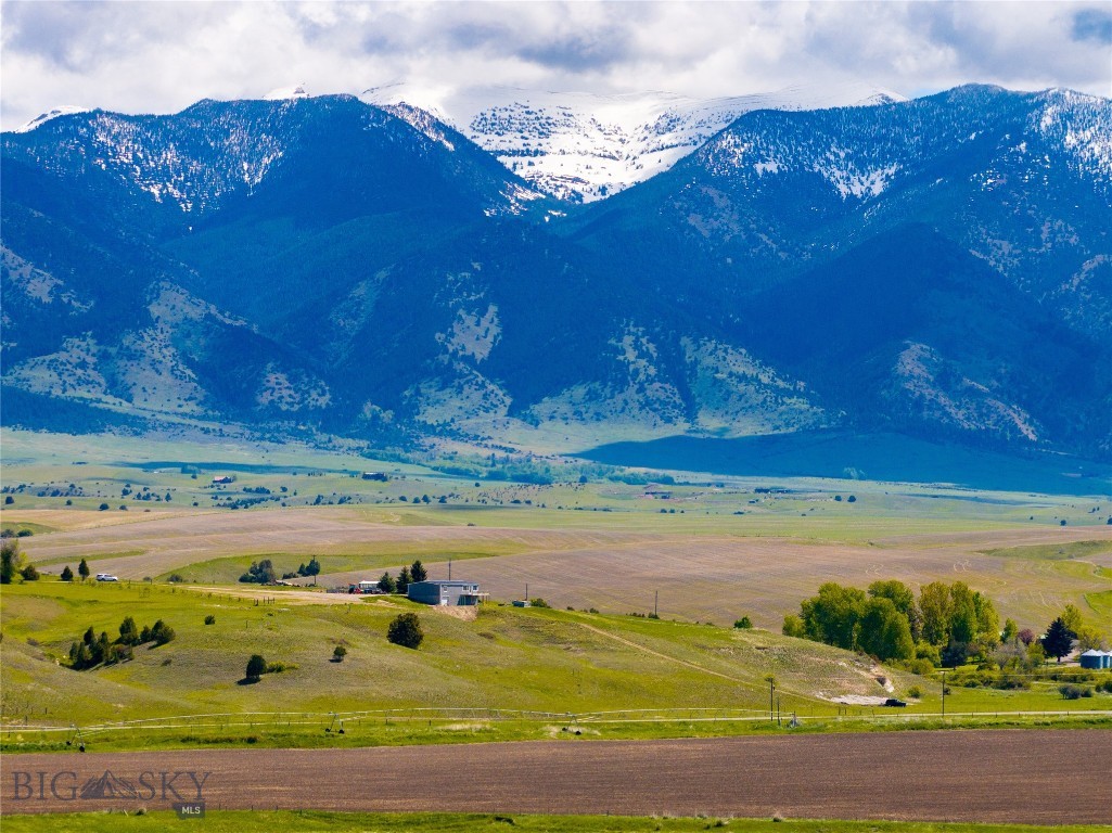 6860 Fulbright Road, Belgrade MT 59714