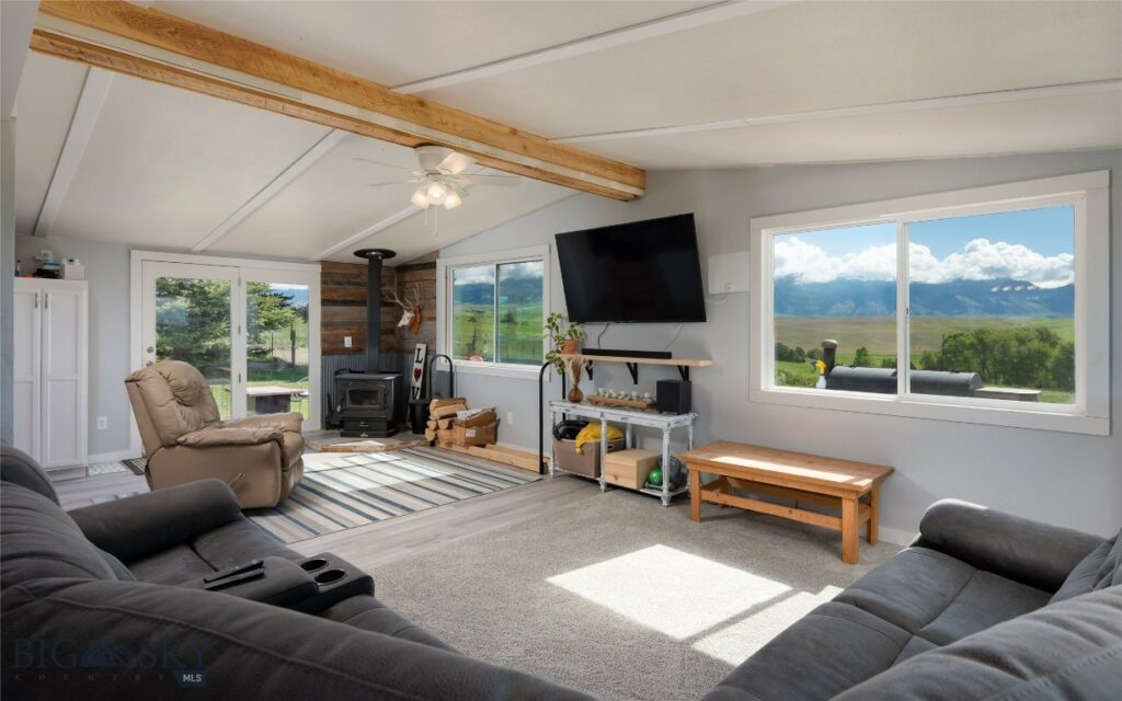6860 Fulbright Road, Belgrade MT 59714