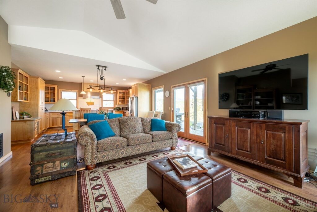 6866 and 6868 Sherman Drive, Belgrade MT 59714