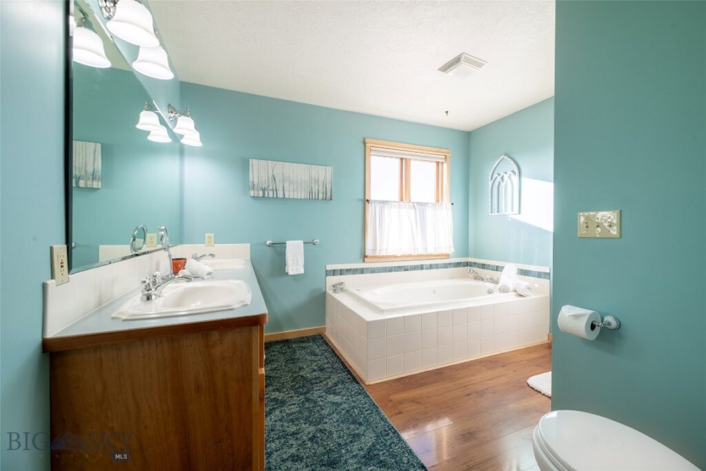 6866 and 6868 Sherman Drive, Belgrade MT 59714